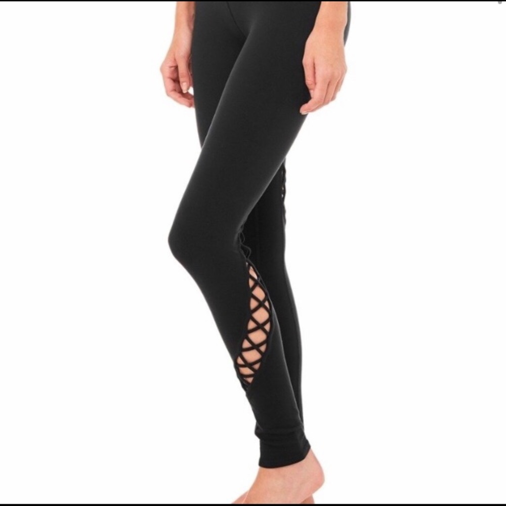 Alo Entwine Leggings